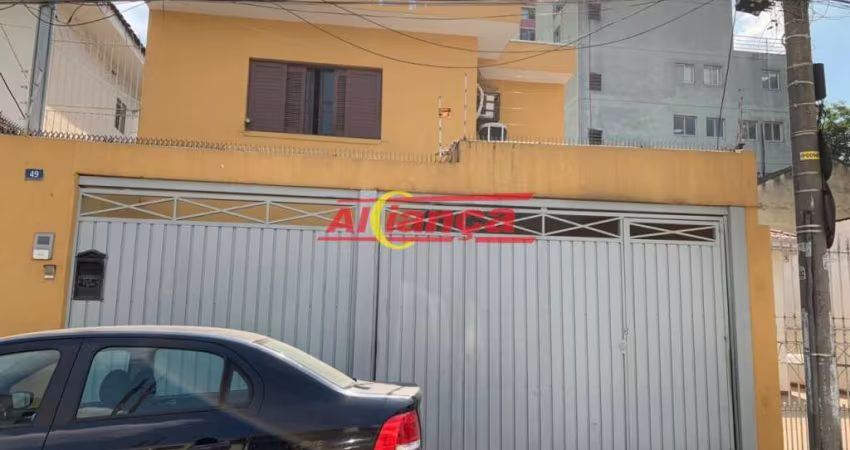 Sobrado na Vila Das Palmeiras, com 02 dormitórios, suite, 03 vagas