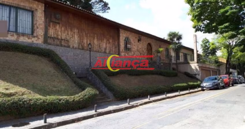 CASA PARA ALUGAR COM 600M², 06 QUARTOS, VILA ROSÁLIA - GUARULHOS/SP POR R$ 12.000,00