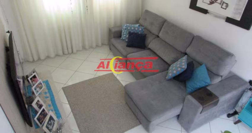 Sobrado na Vila Nilo, 03 dorm, 02 banheiros, 02 vagas, 118 metros