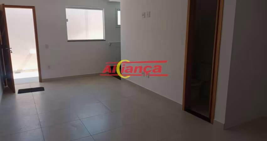 Sobrado à venda, 70 m² por R$ 690.000,00 - Penha com 2 suítes e 2 vagas