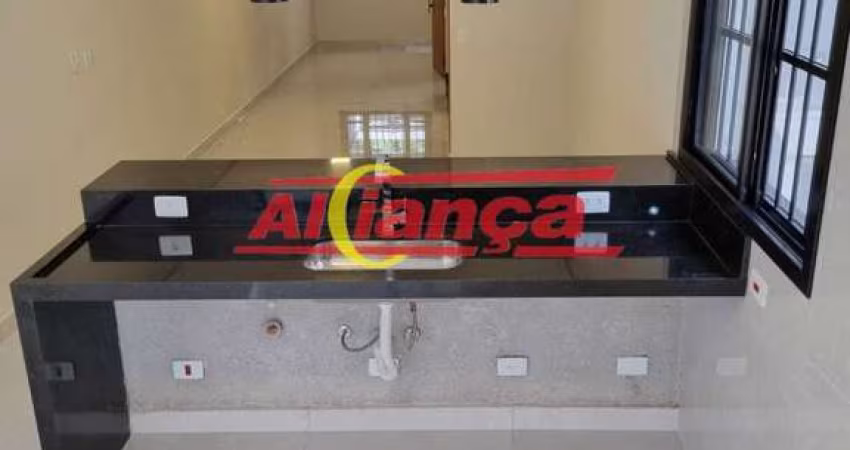 SOBRADO A VENDA, 3 QUARTOS E 4 BANHEIROS, 170M² - PQ. CONTINENTAL-GRU.
