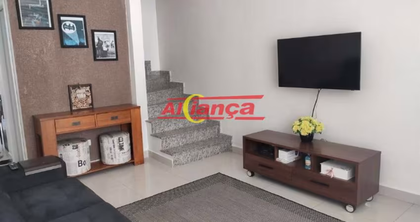 Sobrado Reformado à Venda na Vila Mazzei Área: 85 m² Quartos: 2 suítes Banheiros: 3 Vaga de garagem: