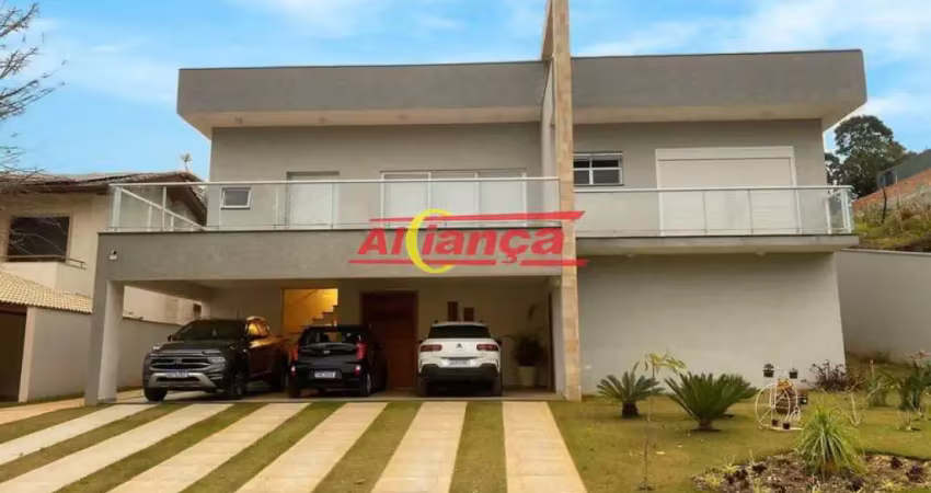 Sobrado à venda em Condomínio Village em Mairiporã - SP