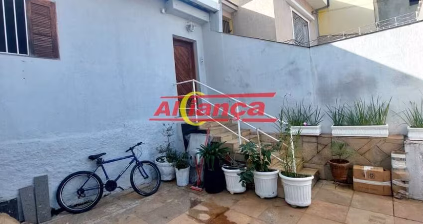 CASA TÉRREA COM TERRENO DE 140M²- PARADA INGLESA- SP.