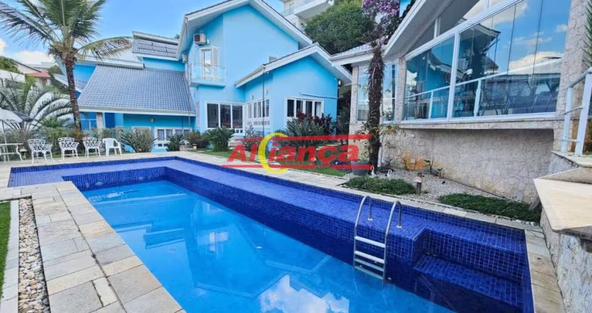 Linda Casa em Condomínio Fechado em Arujá