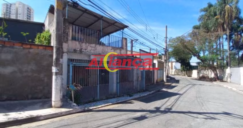 Casa antiga a venda em Guarulhos