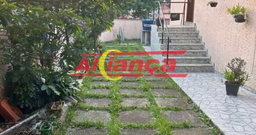 CASA COM 3 DORMITÓRIOS SENDO 1 SUITE - JARDIM PRESIDENTE DUTRA - GUARULHOS/SP