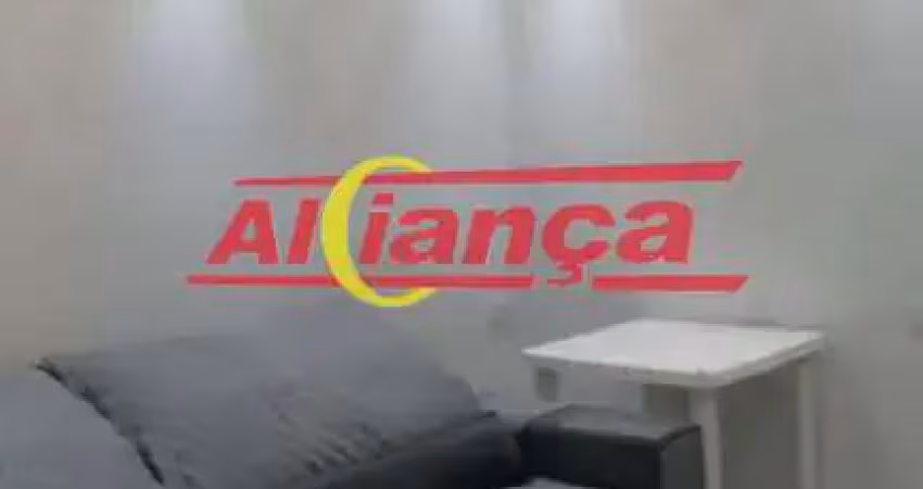 Casa térrea possue ;2 quartos sendo 1 quarto com suite,sala ,cozinha , banheiro,aérea de serviço nos