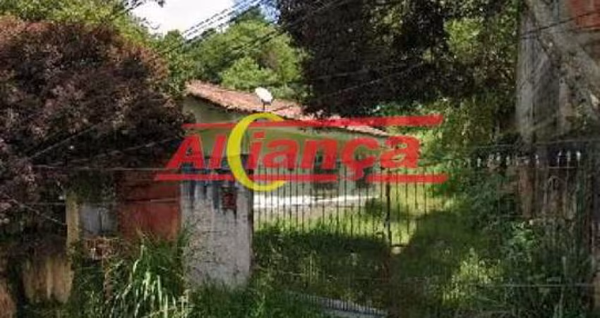 CASA COM 3 DORMITÓRIOS A VENDA