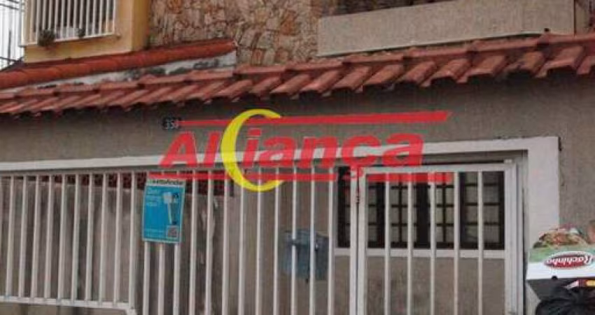 Linda casa no Gopouva com 3 Dormitórois, sendo 1 suíte, 2 vagas e dependência