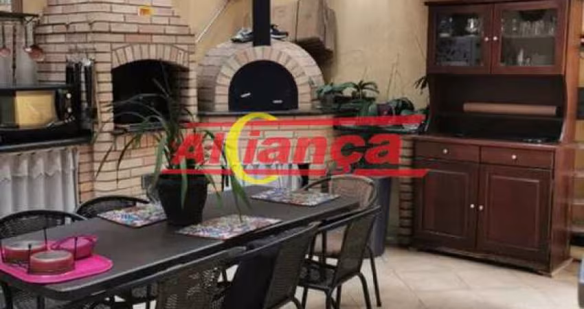 Vende-se Casa Triplex em Vila Galvão - Guarulhos!