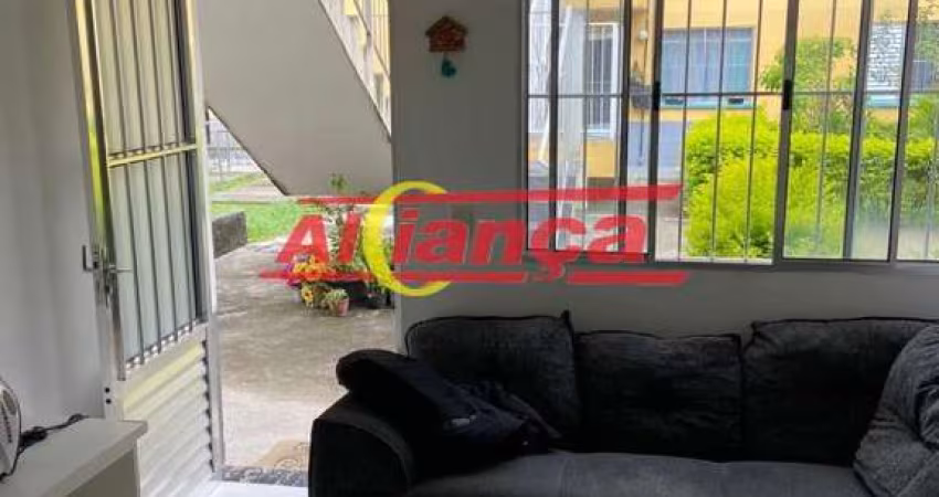 Casa Sobreposta à Venda no Maria Dirce, Guarulhos!