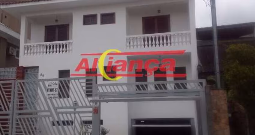 SOBRADO COM 4 SUÍTES A VENDA, 372m² JARDIM GUAPIRA - JAÇANÃ/SP