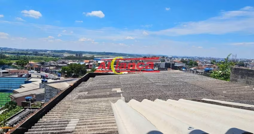 casa enorme no Jardim São Domingos, ideal para famílias grandes ou investimento