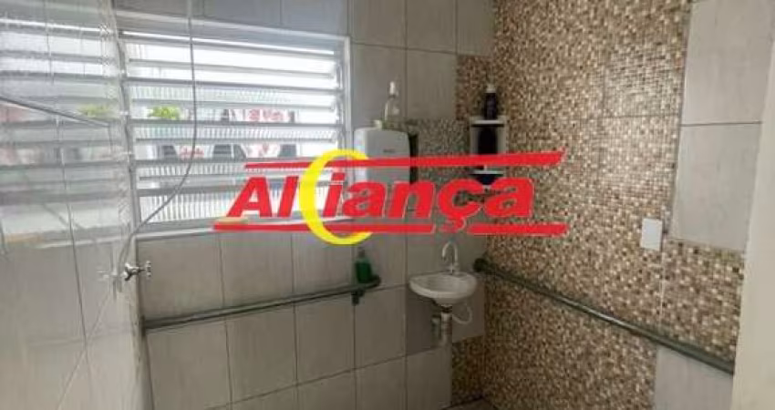 Casa Terrea 180m² de área construida - Vila Rosalia
