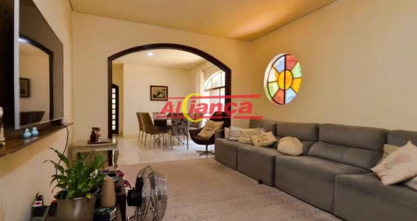 Venda-se Casa Térrea na Vila Augusta - Ideal para Residencial ou Comercial!