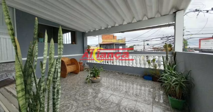 Casa terreno 250m², 6 dormitórios sendo 1 suíte, 5 banheiro e 2 vagas - Jardim Cumbica - Guarulhos