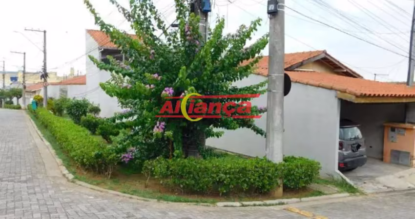 Casa térrea de esquina em condomínio fechado ? pronta para morar!