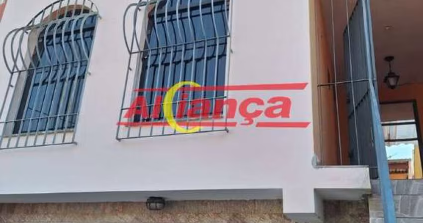 Lindo Sobrado Germinado à Venda no Jardim Santa Mena - 130m² de Conforto e Praticidade