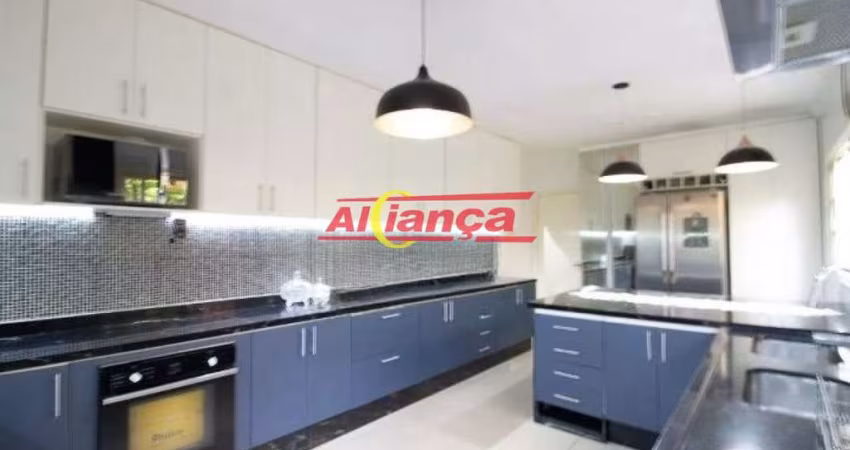 SOBRADO COM 3 DORMITÓRIOS (1 SUÍTE) E 2 VAGAS, 149 m²  - PQ RENATO MAIA - GUARULHOS - SP