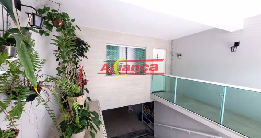 Sobrado com amplo quintal