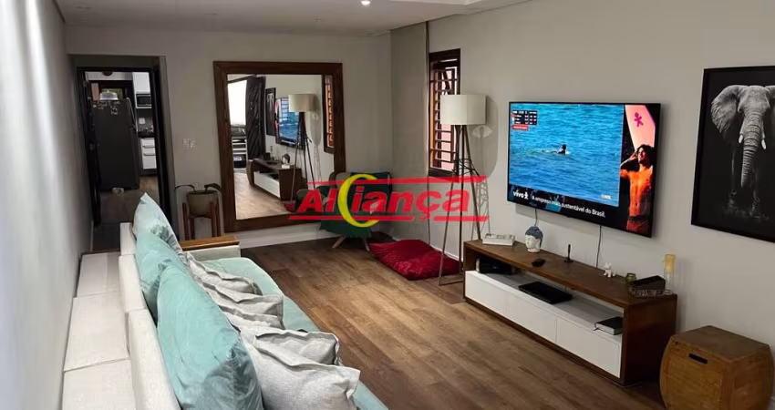 SOBRADO COM 3 SUÍTES E 4 VAGAS (252 m²)  VILA MILTON - GUARULHOS/SP