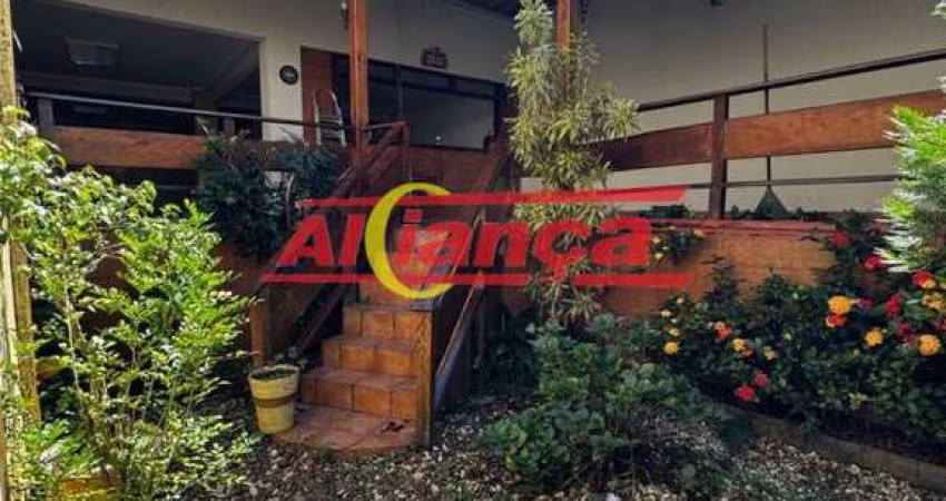Casa Ampla com Área Verde  à Venda no Jardim Paulista 265m²