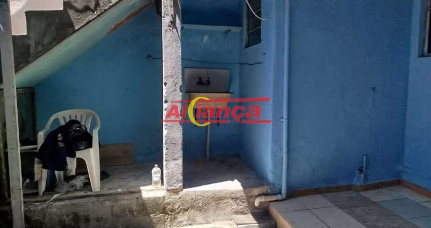 Terreno com 2 Casas para Renda no Jardim Paraíso