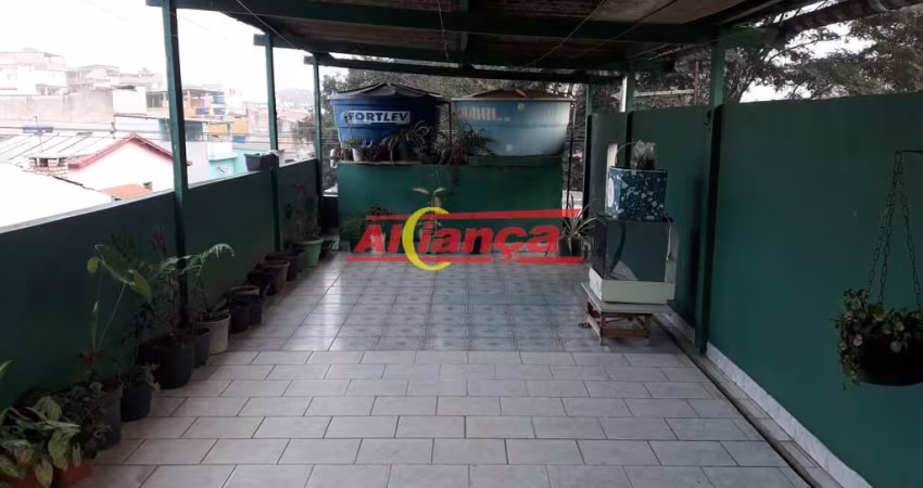 Sobrado à venda com 4 quartos 250 m²