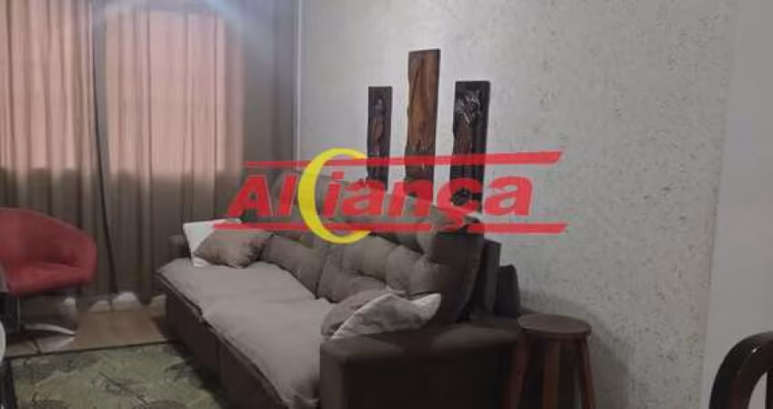 Apartamento ao lado padaria Versailes