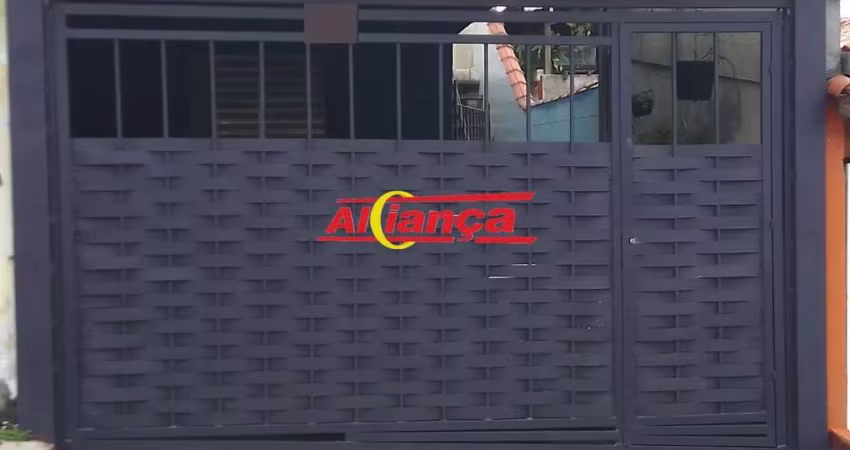 CASA CONDOMINIO 3 DORMITORIOS À VENDA-JD GUILHERMINO-GUARULHOS
