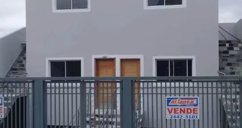 Casa sobreposta - jd fortaleza com 2 dorms, sala 2 ambs cozinha ampla, lavanderia e 1 vaga de garage