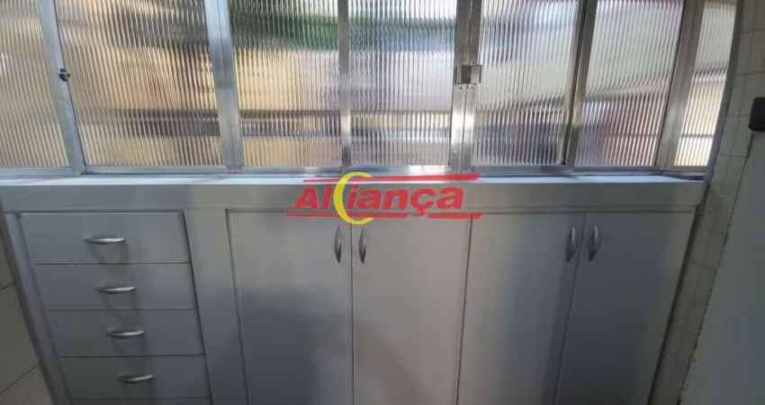 APARTAMENTO  NO PRIMEIRO ANDAR , CONDOMINIO PARANA  NO  CECAP