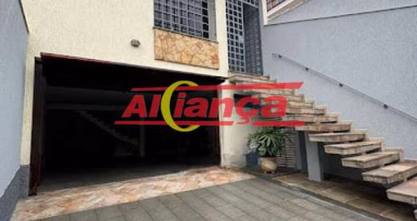Casa em Tucuruvi - SP: 235m², 4 dormitórios, 2 suítes, 6 vagas