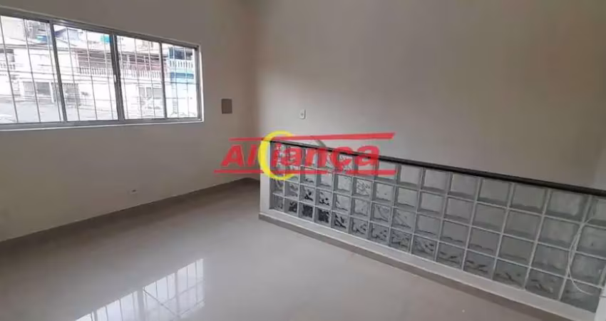 Casa com 3 quartos à venda na Avenida Norberto Braz, 183, Jardim Divinolândia, Guarulhos