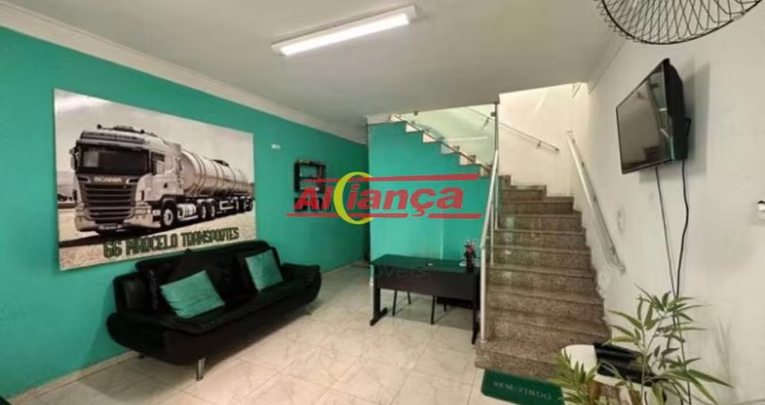 Casa com 3 Quartos sendo 3 Suítes, 4 Vagas 150m2 em Vila Zamataro - Guarulhos SP