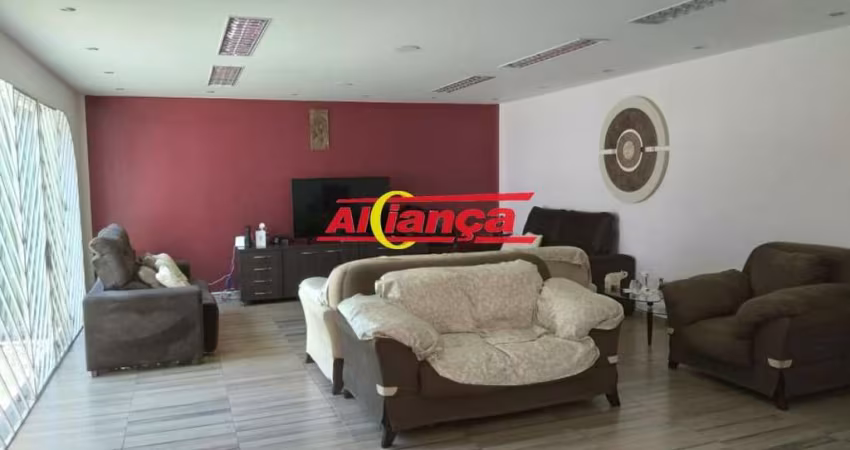 Sobrado 492m², com 3 quartos e 1 suíte à venda na Vila Progresso