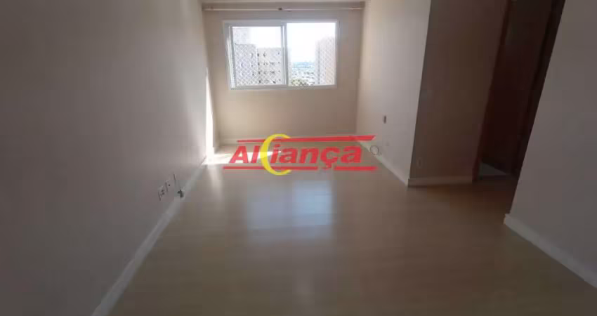 Apartamento com dois dormitórios andar alto com planejados