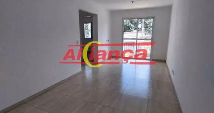 Apartamento c/62m²- torre única, seminovo, 2 quartos, sala c/sacada, 1 vaga, prédio c/ elevador.