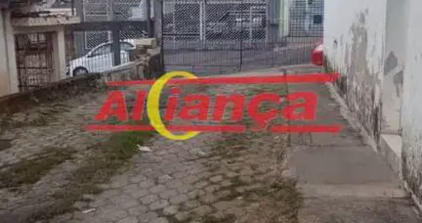 Terreno de 10 x 25 com casa térrea no jardim santa emilia.