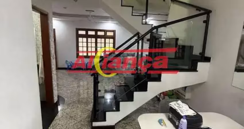 Casa em condomínio fechado com 4 quartos à venda na Maria Aparecida de Almeida Moura, 268, Jardim Aliança, Guarulhos