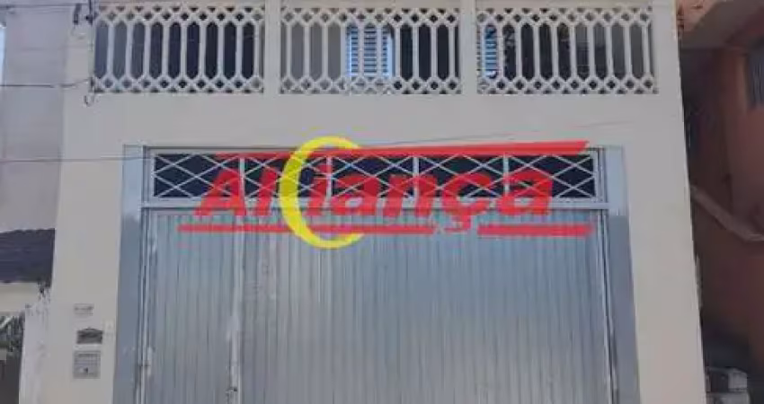 Excelente sobrado no jd lenize 4 quartos e 4 suítes e 3 vagas de garagem cobertas