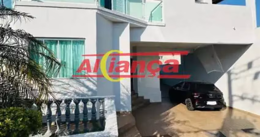 Casa em condomínio fechado com 3 quartos à venda na Rua Benedita Maria Barbosa Souza, 48, Vila Pilar, Arujá