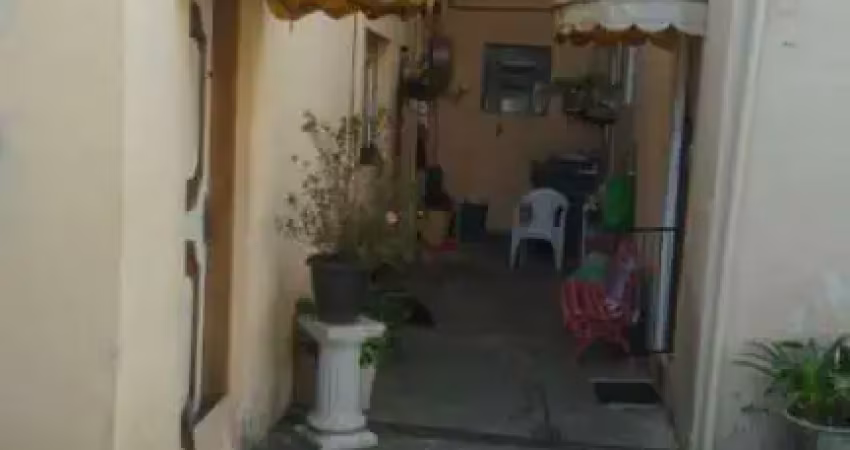 Sobrado com  outra casa no  mesmo terreno sendo totalizado 5 dormitórios a venda,  250m²  jardim adr