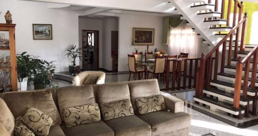 SOBRADO COM 4 QUARTOS, SENDO 4 SUÍTES A VENDA, 400 m² Vila Rosália - Guarulhos - SP