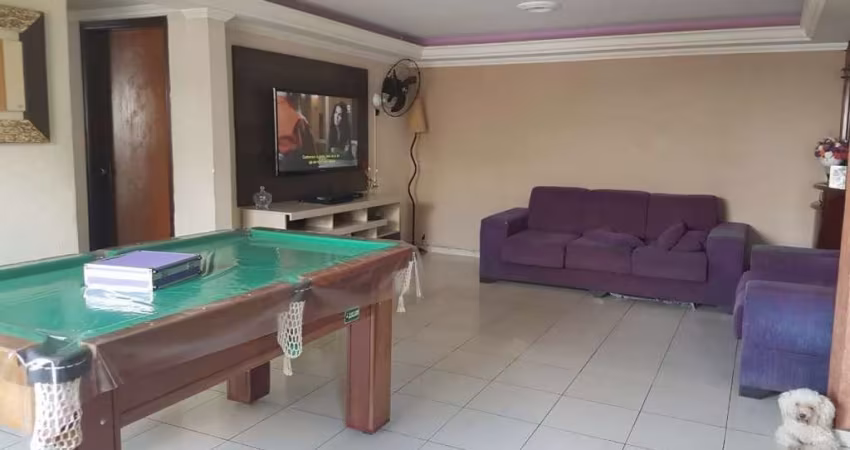 Casa no Picanço 384m² - Localização Privilegiada (Aceita Permuta)