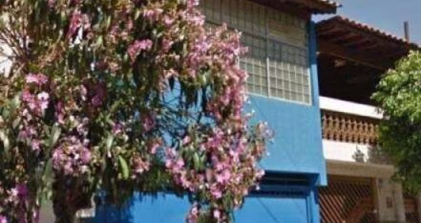 SOBRADO COM 5 DORMITÓRIOS SENDO 1 SUITES A VENDA, 306m² - JARDIM ADRIANA - GUARULHOS/SP