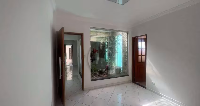 Sobrado com 3 dormitórios à venda, 180 m² por R$ 850.000,00 - Santa Terezinha - São Bernardo do Campo/SP