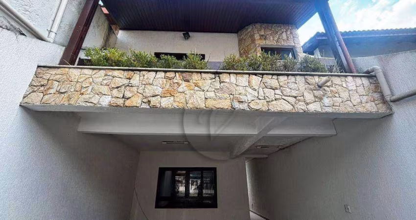Sobrado com 3 dormitórios à venda, 220 m² por R$ 649.000,00 - Jardim Haydee - Mauá/SP