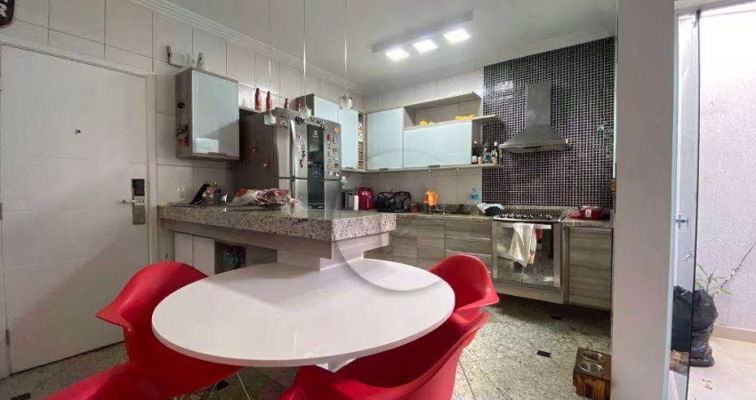 Apartamento com 4 dormitórios à venda, 198 m² por R$ 1.270.000,00 - Campestre - Santo André/SP
